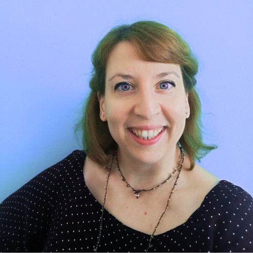 Federica Quaglia, autrice di Corrente alternata. Intrecci di storie, favola contemporanea di luce e ombra, nutrimento e ispirazione