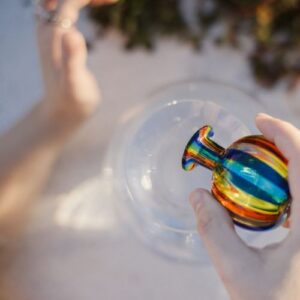 Consulenza Ampolla vetro colorato servizi scrittura e comunicazione selvatica